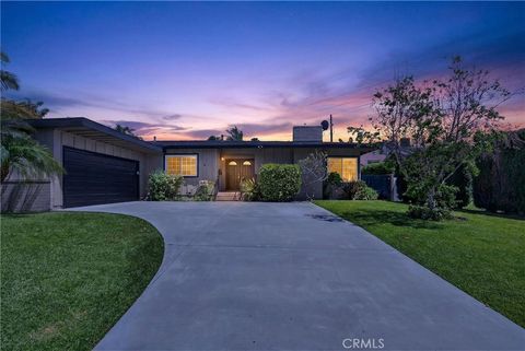 Photo of 2077 N Mori LN, Orange, CA 92867 (MLS # IG26099742)