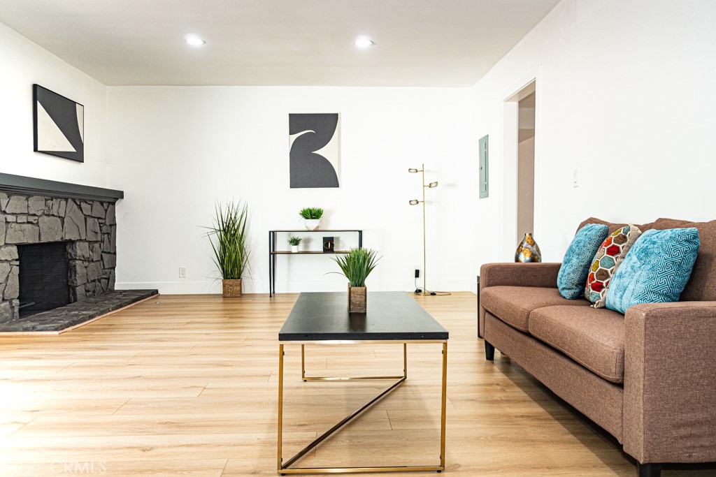 1308 Woodcrest Avenue