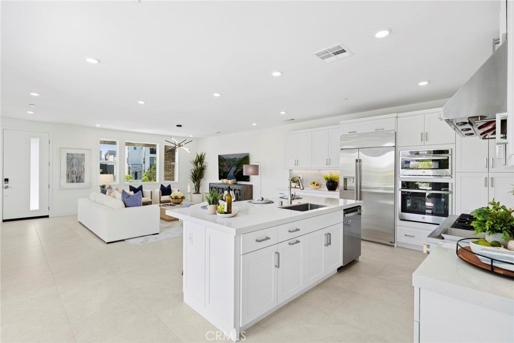306 Treble, Irvine CA 92618 - Photo 16