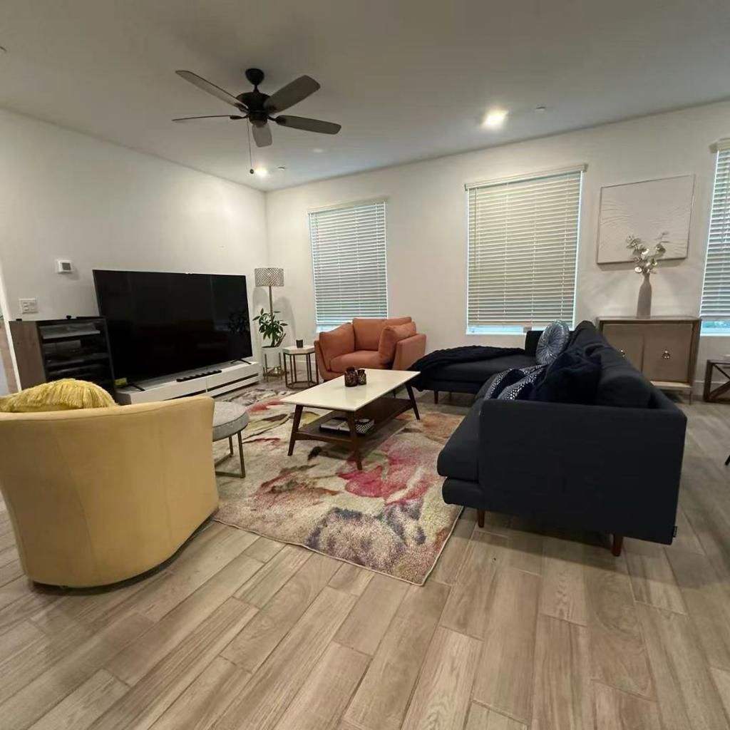 Photo of 2732 E Teaberry Drive, Fresno, CA 93730 (MLS # ML82035286)