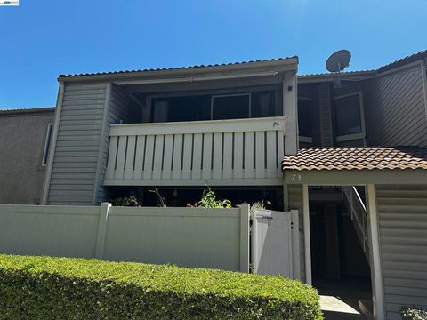 Photo of 74 Carriage Way WAY #74, Pomona, CA 91766 (MLS # 41134115)