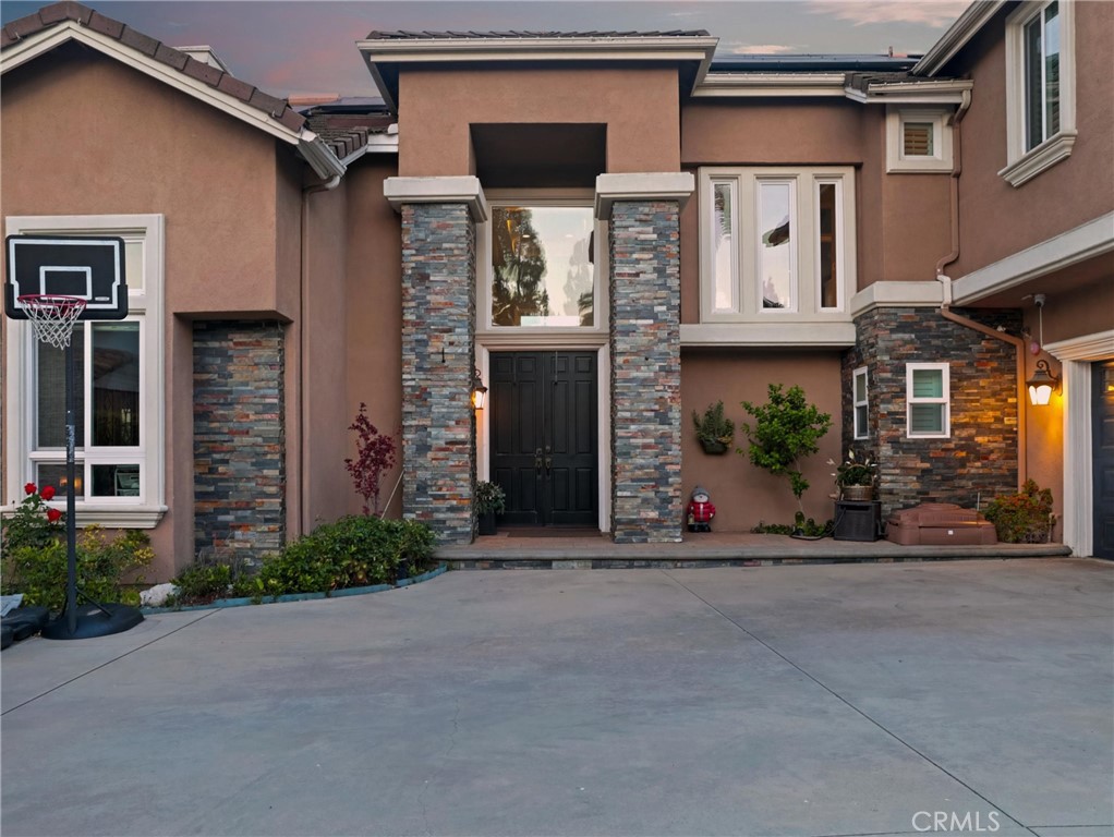27020 Daisy Circle