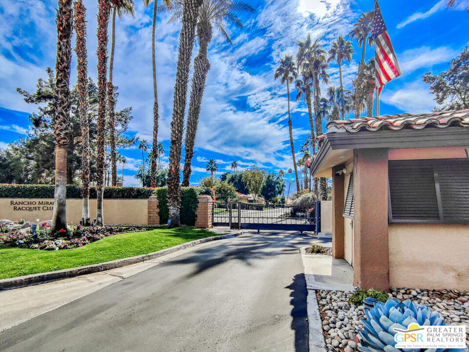 Rancho Mirage Racquet Club - Residential