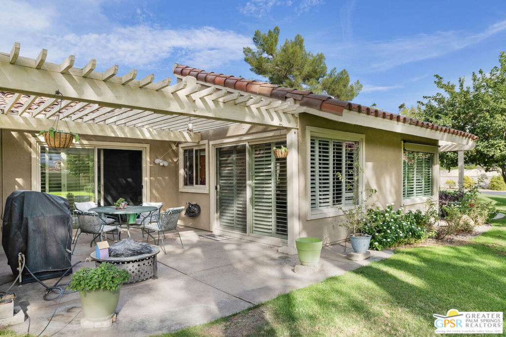 Rancho Mirage Racquet Club - Residential