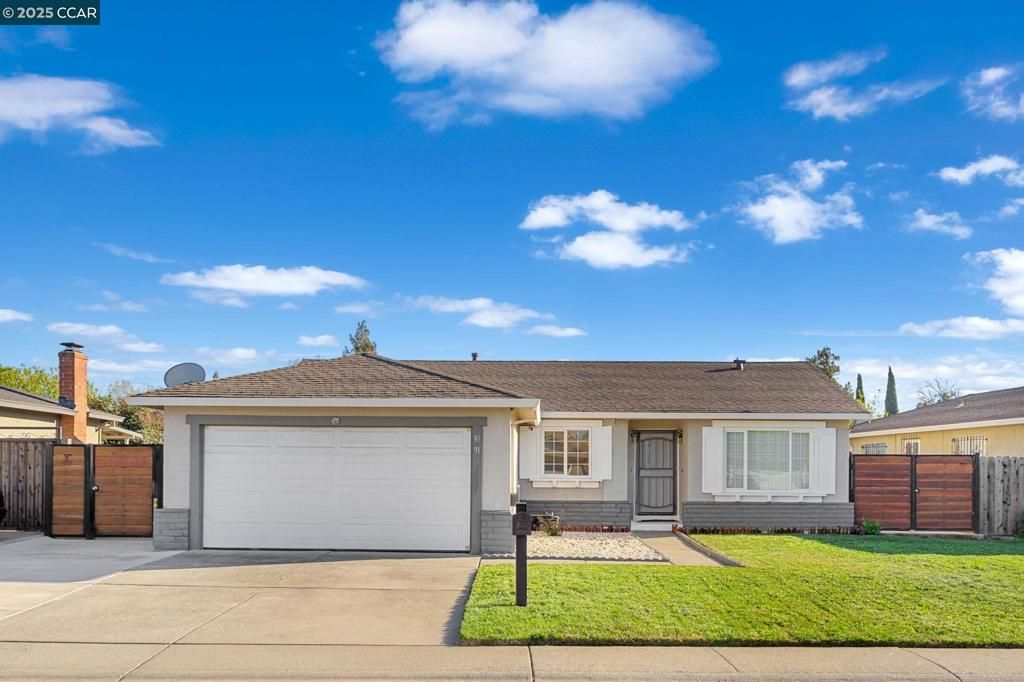 Photo of 91 Mosswood Dr Dr, Suisun City, CA 94585 (MLS # 41118163)