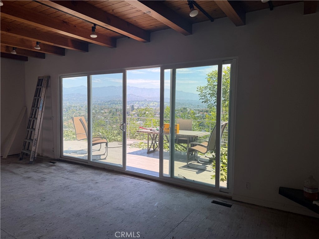 2266 Ronda Vista