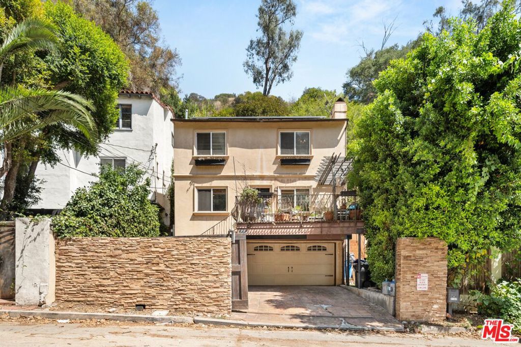 Photo of 2132 Laurel Canyon Boulevard, Los Angeles, CA 90046 (MLS # 26987885)