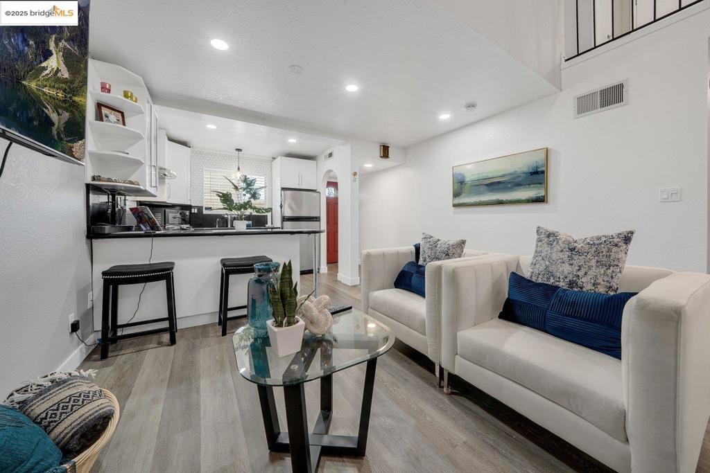 7572 Mountain Blvd. 2