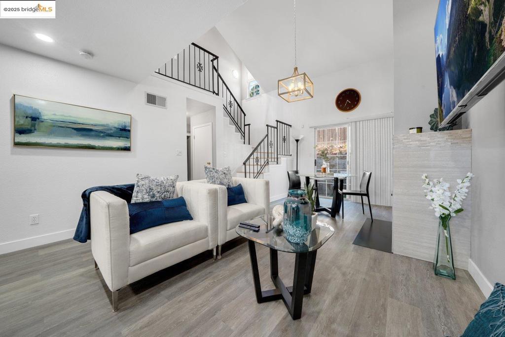 7572 Mountain Blvd. 2