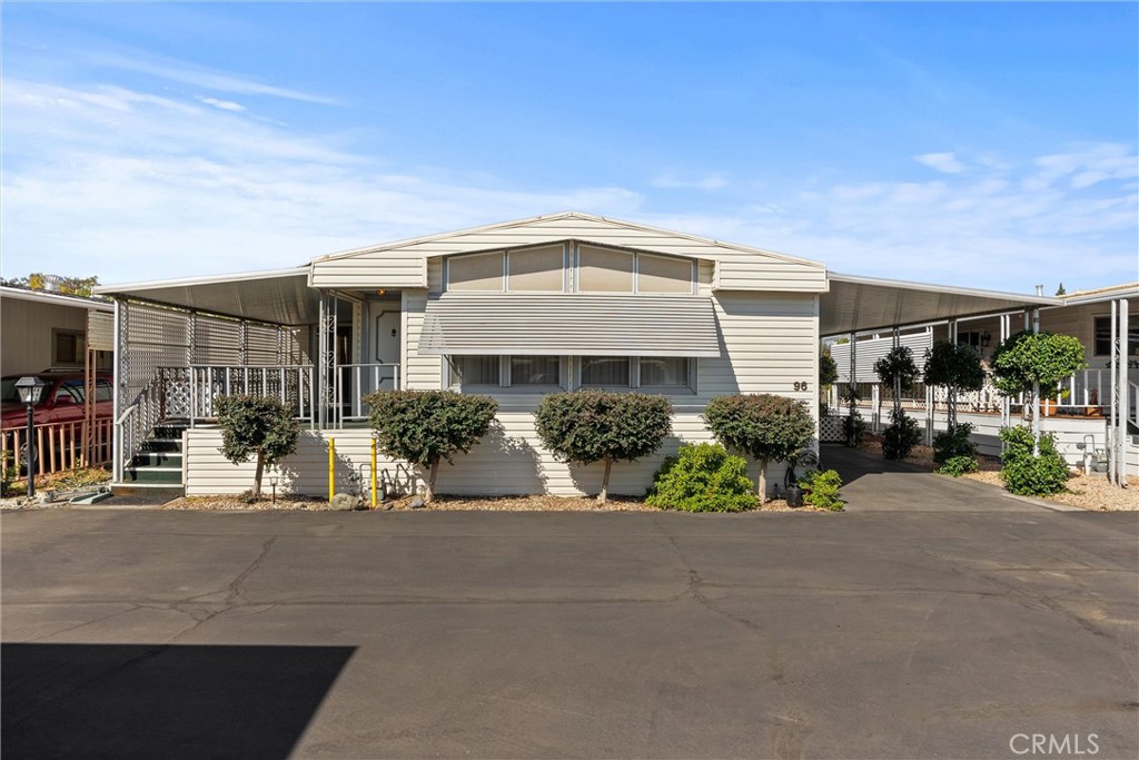 Welcome to 1675 Manzanita Ave #96. This spacious 2-bedroom and 2-bathroom is
located in the Pleasant Valley Mobile Estates community which offers a swimming pool, clubhouse with full kitchen, BBQ area and fire pit. This home offers a very spacious living/dining room and family room, providing ample space for visiting with family and friends. The spacious kitchen is bordered by an open spacious breakfast bar making it easy to visit while cooking your favorite meals. This home also provides the convenience of central heating and air as well as indoor laundry space. This home also features two spacious patios for enjoying a morning cup of coffee. This home is ready for you to make your own.