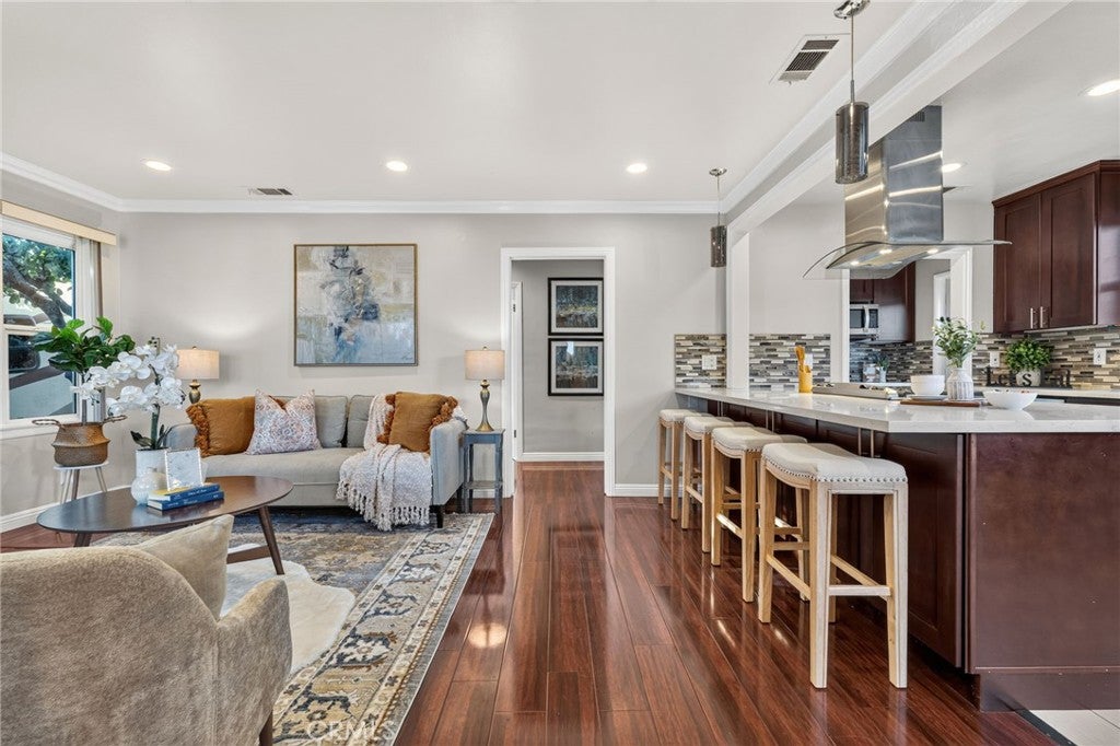 3215 Prospect AVE