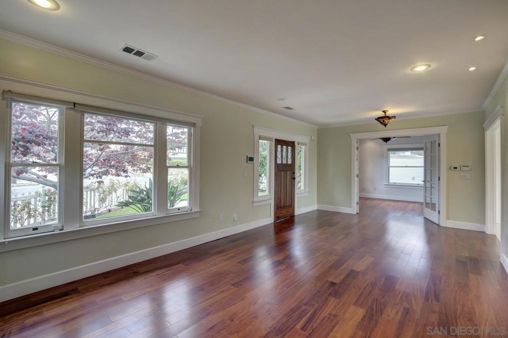 1336 Bush St (Upper Unit)