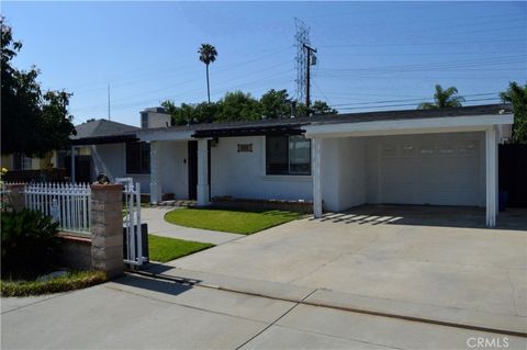 Photo of 17827 E Laxford RD, Azusa, CA 91702 (MLS # MB26119480)