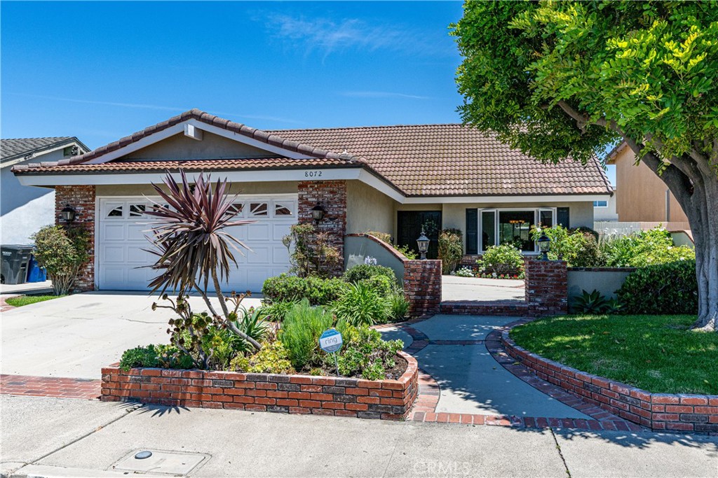 8072 W Joan Circle