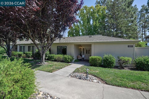Photo of 1201 Golden Rain RD #3, Walnut Creek, CA 94595 (MLS # 41148464)