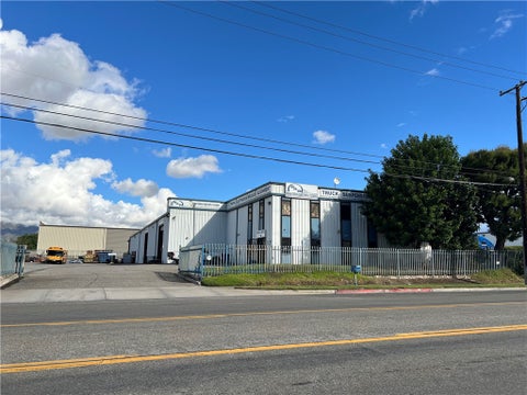 Photo of 14554 Whittram Avenue, Fontana, CA 92335 (MLS # PW26232635)