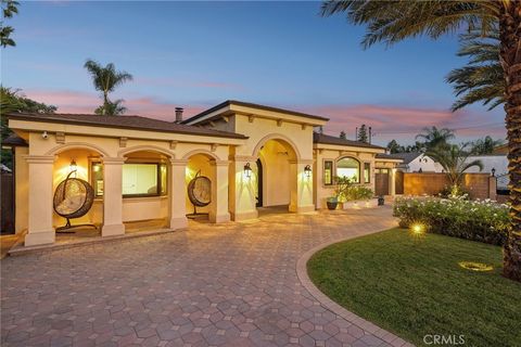 Photo of 6850 Longridge Ave, North Hollywood, CA 91605 (MLS # GD26071166)