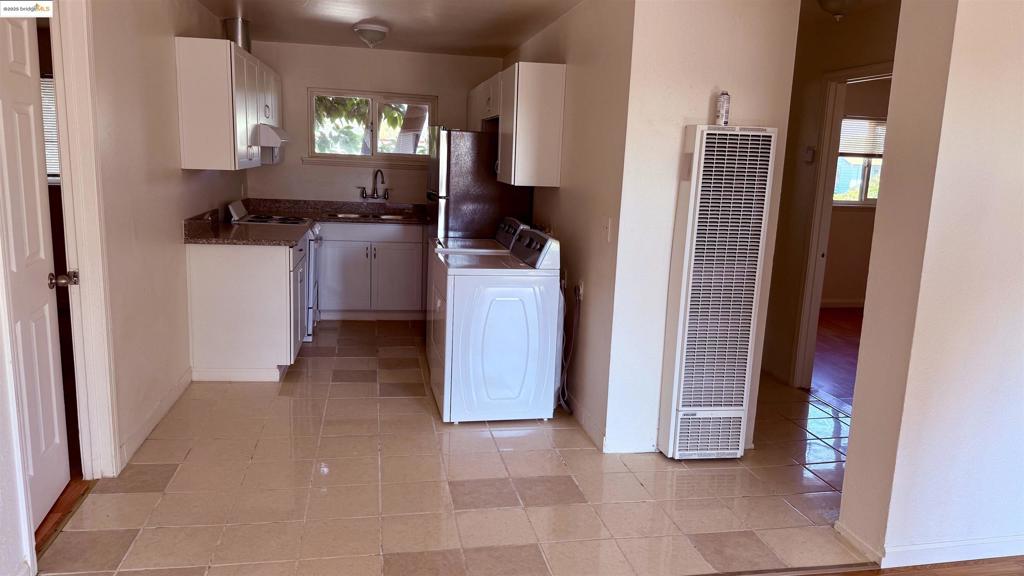 ALAMEDACOY - Residential Lease