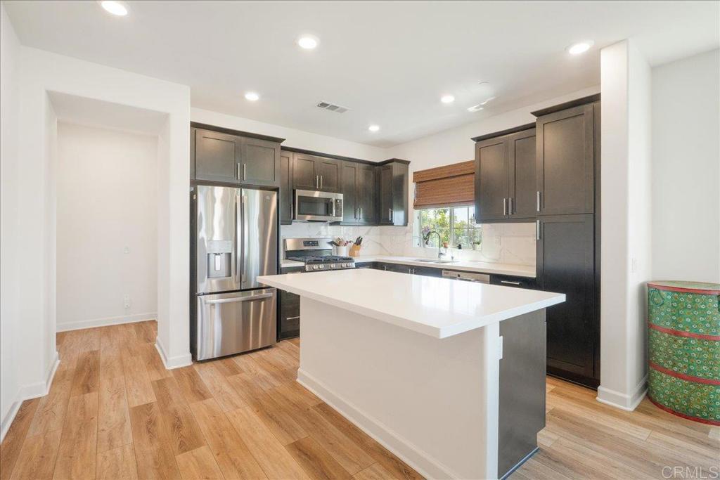 4366 Pacifica Way 5