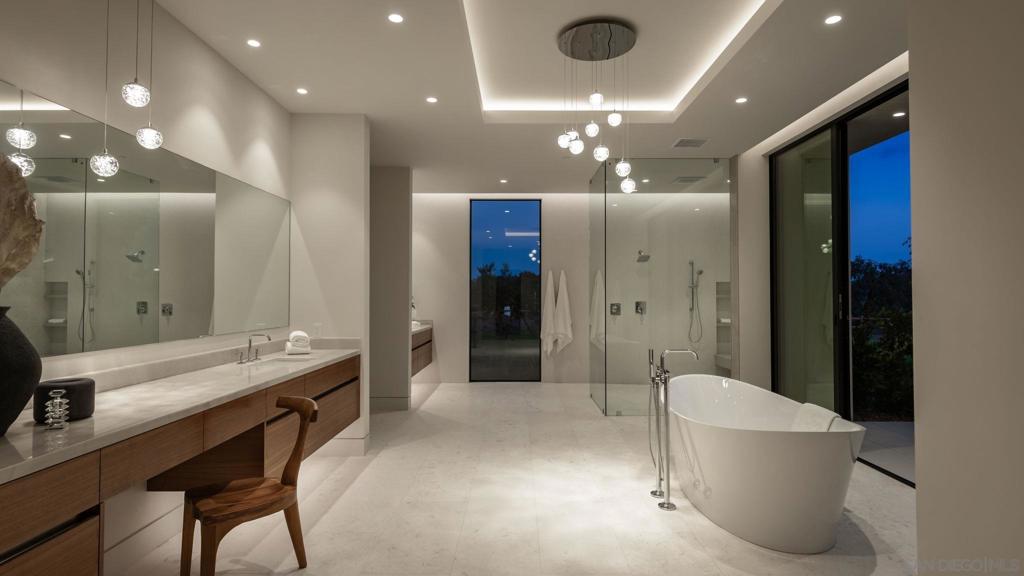 Rancho Santa Fe - Residential