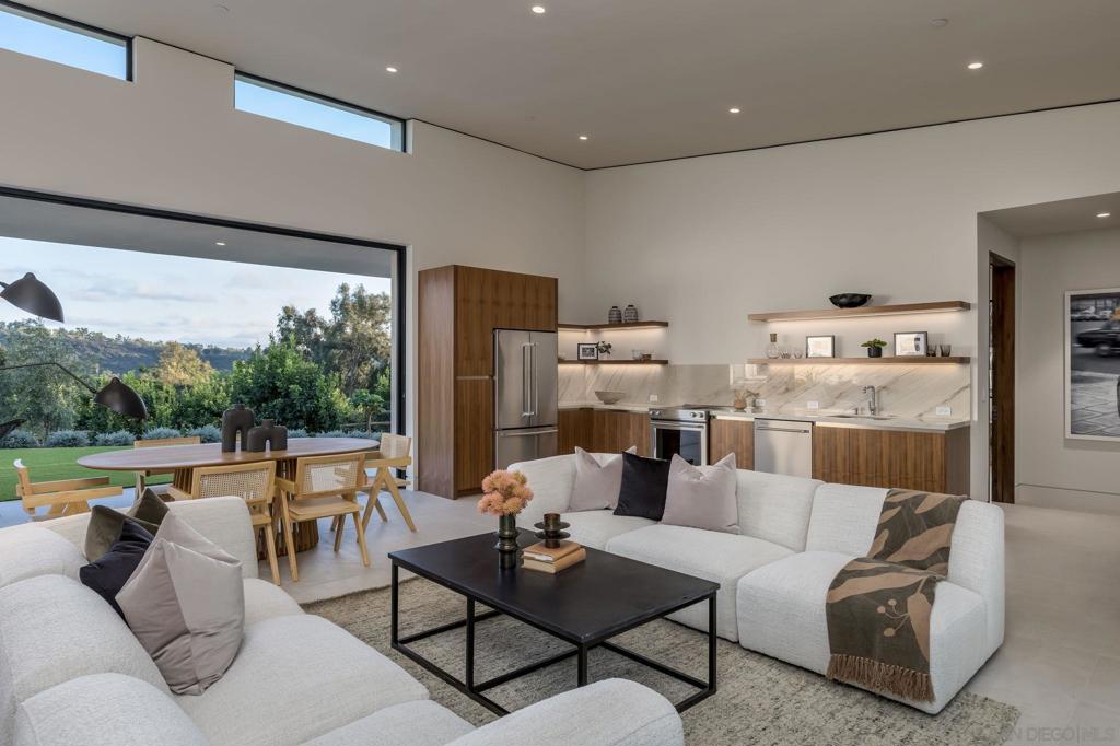 Rancho Santa Fe - Residential