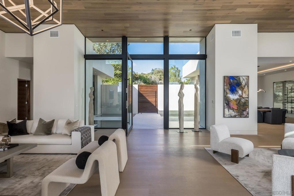 Rancho Santa Fe - Residential