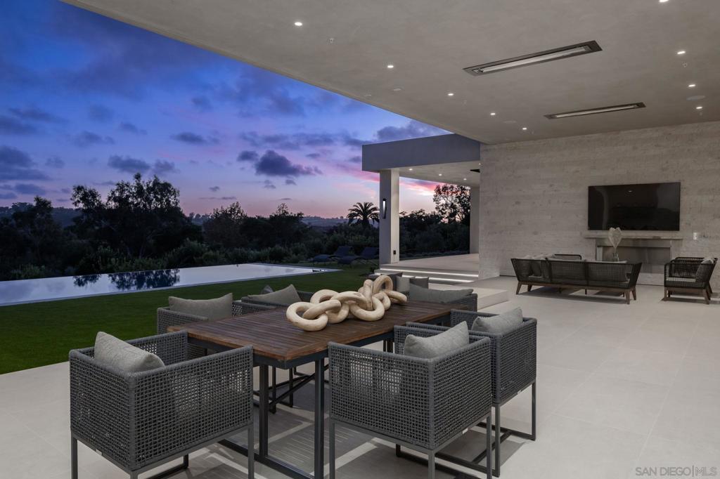 Rancho Santa Fe - Residential