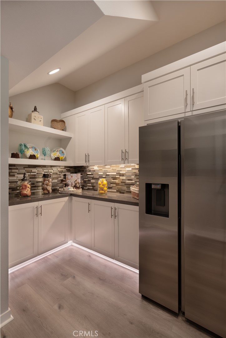 Pacific Royal Oaks - Residential