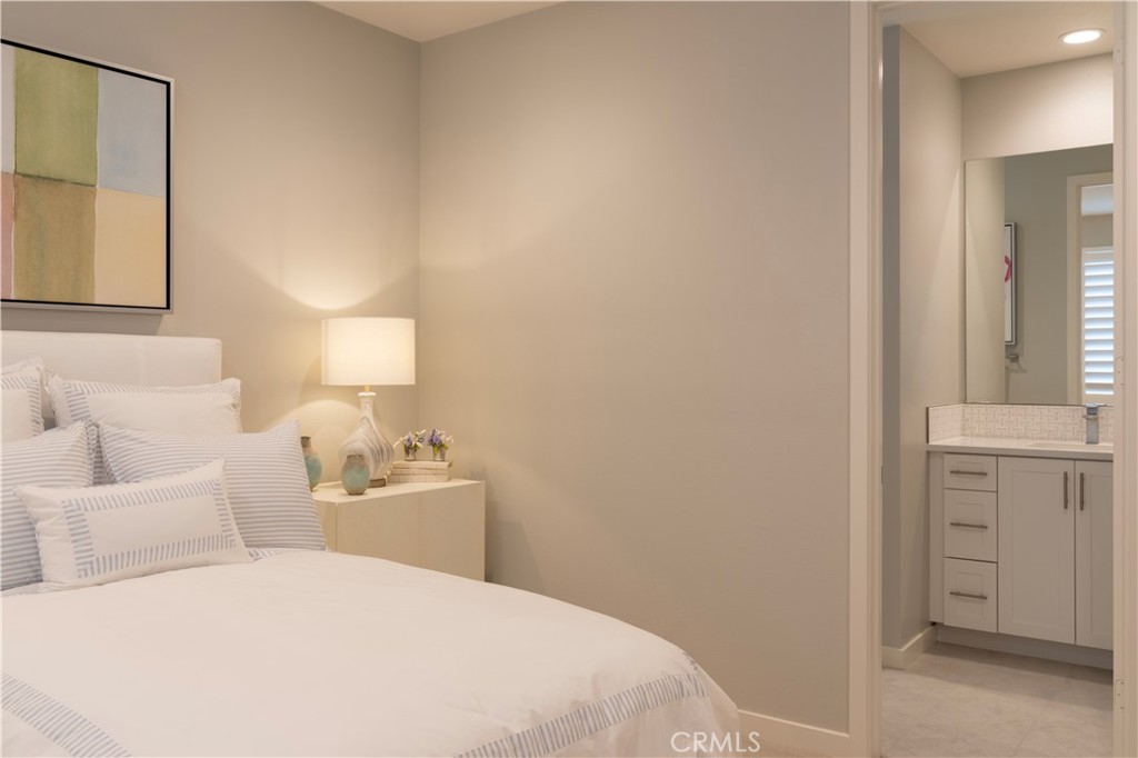 Pacific Royal Oaks - Residential