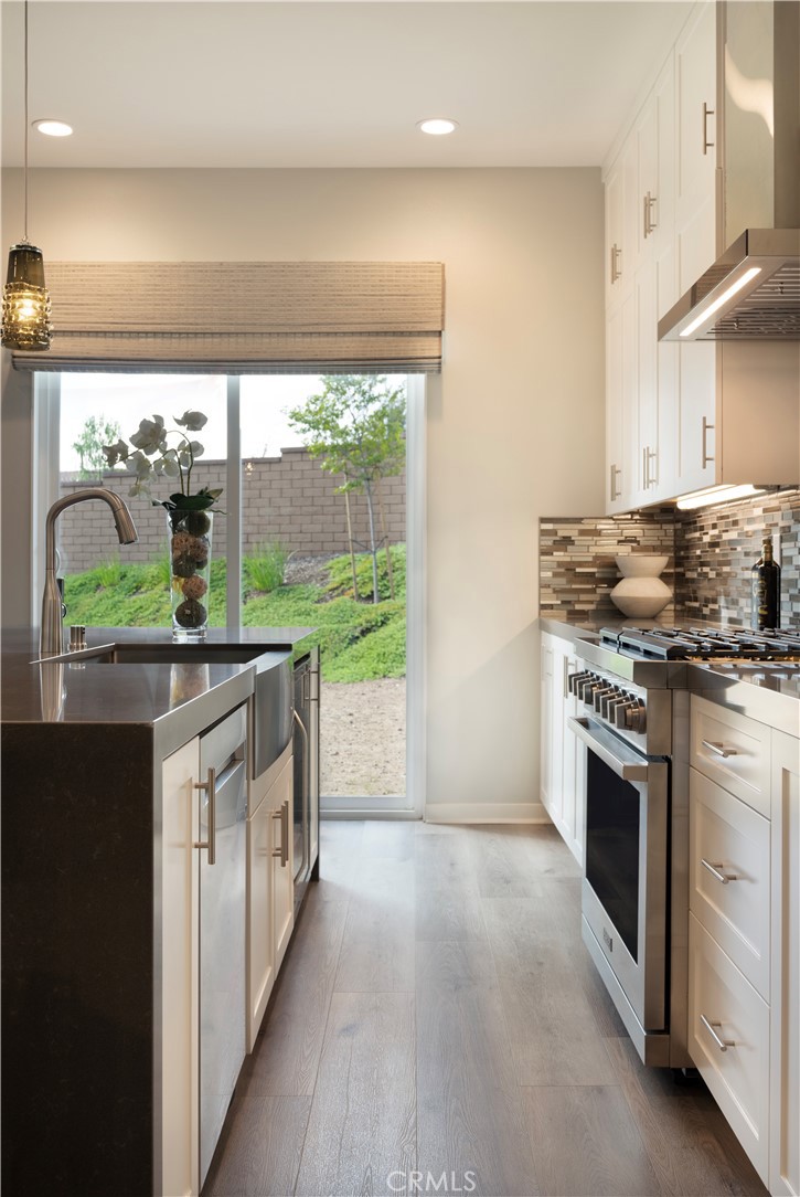 Pacific Royal Oaks - Residential