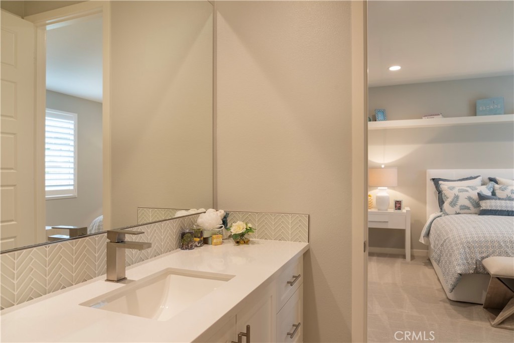 Pacific Royal Oaks - Residential