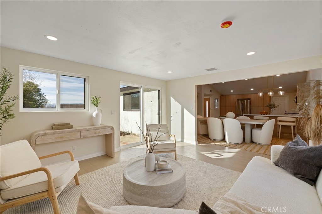 Shangri-La (1987/88) (SHLA) - Residential