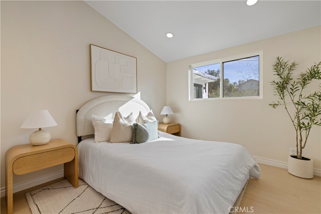 Shangri-La (1987/88) (SHLA) - Residential