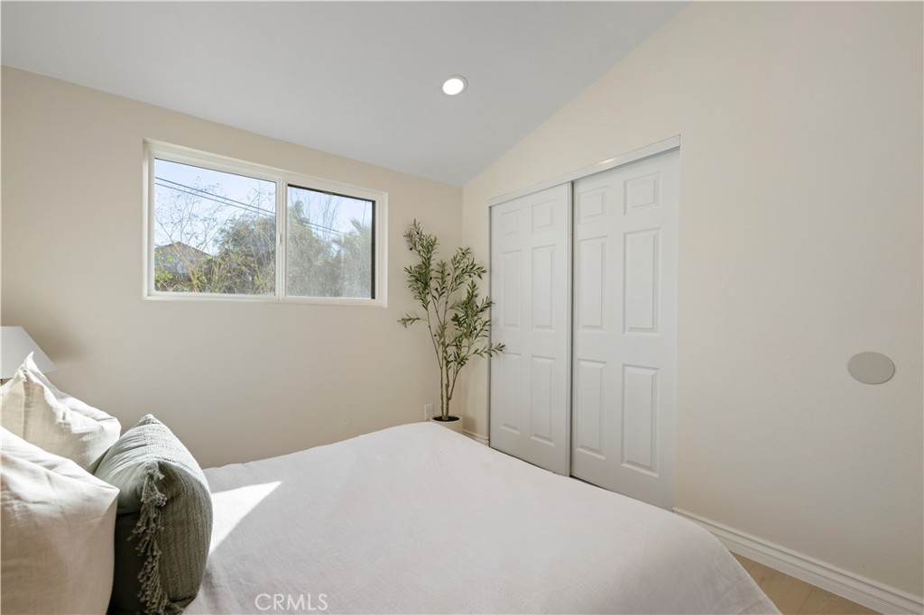 Shangri-La (1987/88) (SHLA) - Residential