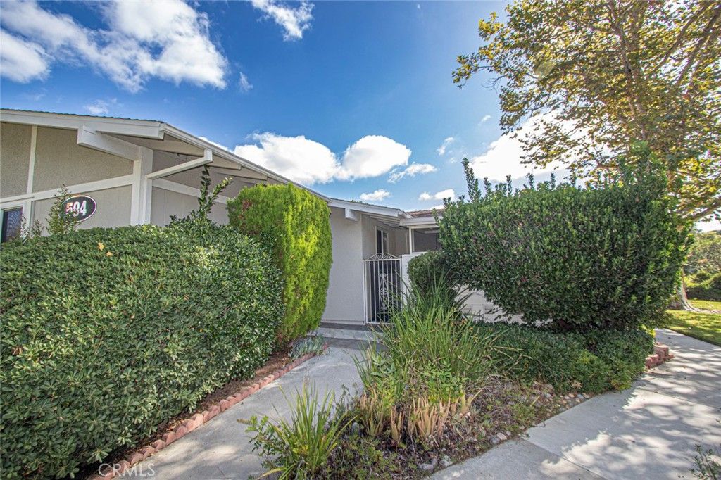 Photo of 594 Avenida Majorca #A, Laguna Woods, CA 92637 (MLS # OC26015688)