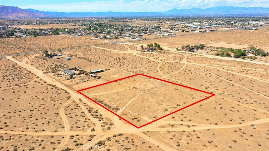 Rare opportunity to own 2.5 acres of flat, open land on Candlewood RD in Apple Valley. Perfect for a custom home, ranch, or long-term investment, this lot offers privacy and room to create your vision. Conveniently located just 0.8 miles from LGI’s new homes and Granite Hills High School, 2.2 miles to dining and shopping, 3.9 miles to Sunset Hills Memorial Park, and only 17 minutes to the I-15 Freeway.