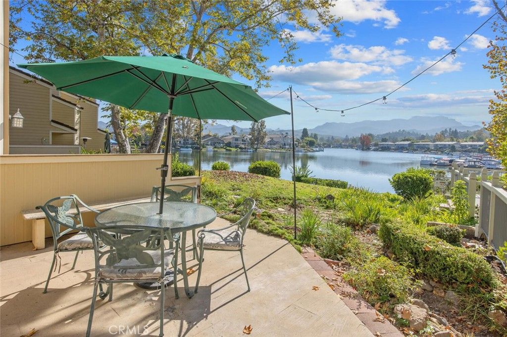 Photo of 1158 S Westlake Blvd #A, Westlake Village, CA 91361 (MLS # SR25259833)