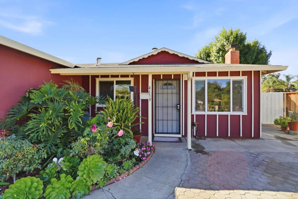 4659 Tango Way