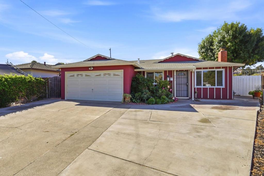 4659 Tango Way