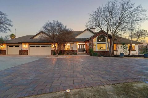 380 W Middle Avenue Morgan Hill CA 95037