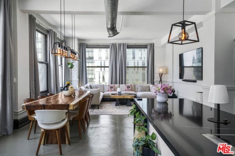 Photo of 108 W 2nd Street #313, Los Angeles, CA 90012 (MLS # 26859351)
