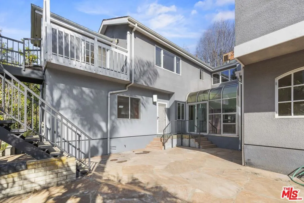 Los Angeles, California 90024, United States, 5 Bedrooms Bedrooms, ,8 BathroomsBathrooms,Residential,Active,210202