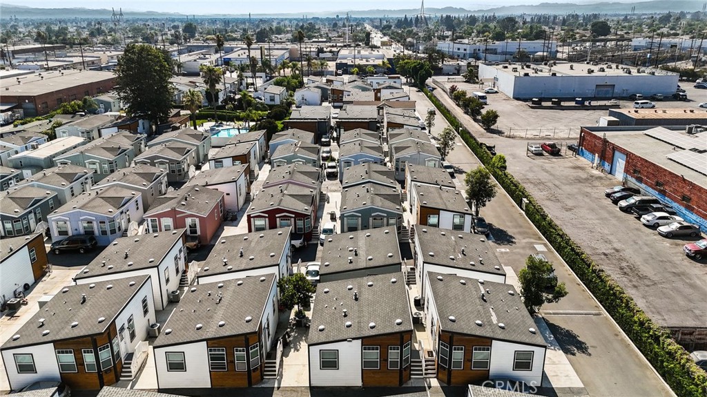 8250 Lankershim BLVD 73