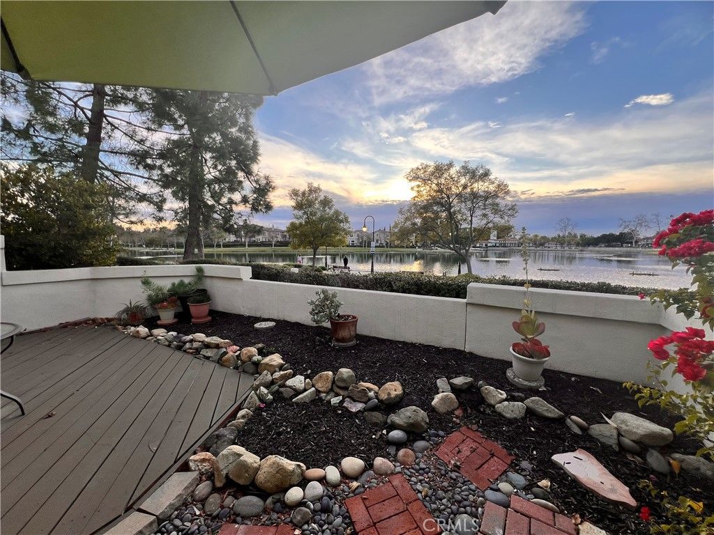 Photo of 33 Brisa Del Lago, Rancho Santa Margarita, CA 92688 (MLS # NP26035018)