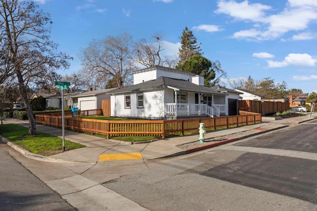 754 Topaz Street