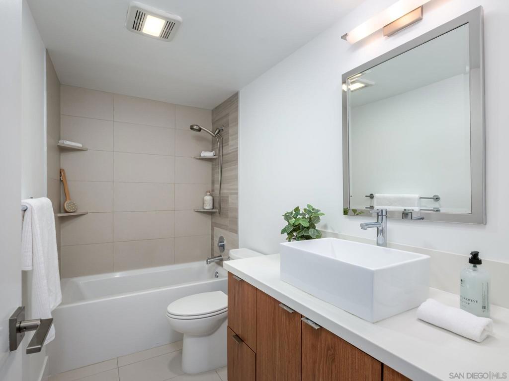 La Jolla - Residential Lease