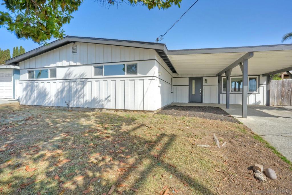 578 E. Indian Rock Rd