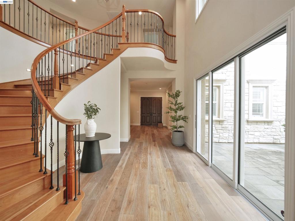 2109 Elderberry Dr