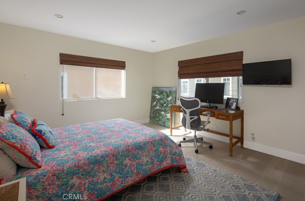 Corona del Mar South of PCH (CDMS) - Residential Lease