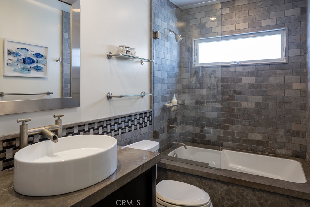 Corona del Mar South of PCH (CDMS) - Residential Lease